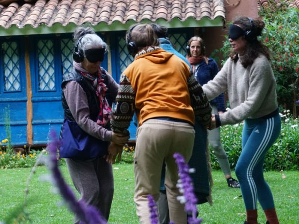 workshop retiro en la oscuridad y silencio